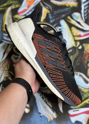 Кроссовки для бега solarboost st 19