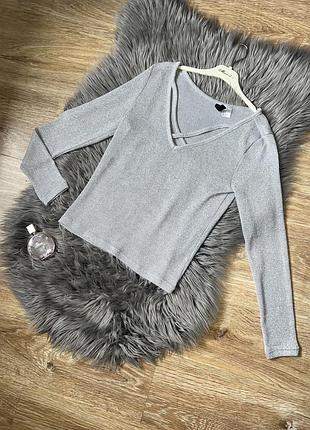 Стильная кофта кофточка с люрексом декольте с вырезом