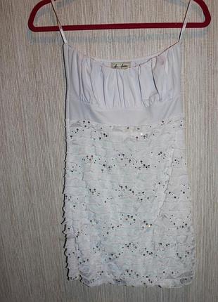 Сукня без бретельок