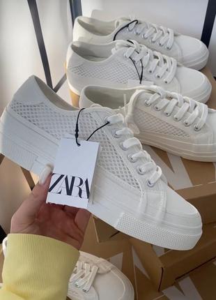 Зручні кеди zara на масивній підошві