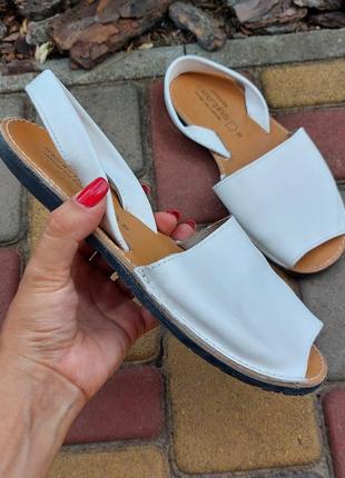 Менорки кожаные размер 39