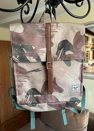 Рюкзак водоотталкивающий herschel высота 43 ширина 32 оригинал стан идеально
