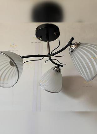 Люстра на 3 плафона е27 стельова