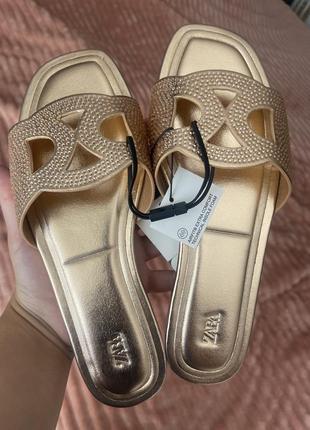 Новые шлепанцы zara