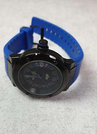 Наручные часы б/у q&q attractive da40j532y