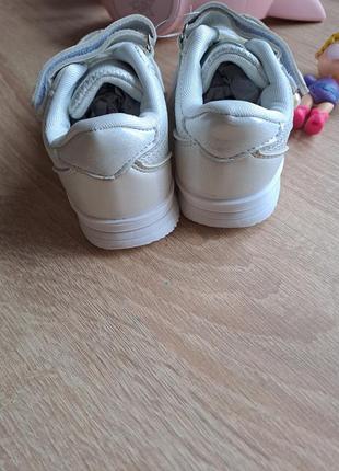 Белые кроссовки 👍 4