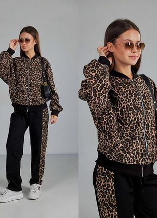 Костюм с леопардовым принтом, бомбер и штаны