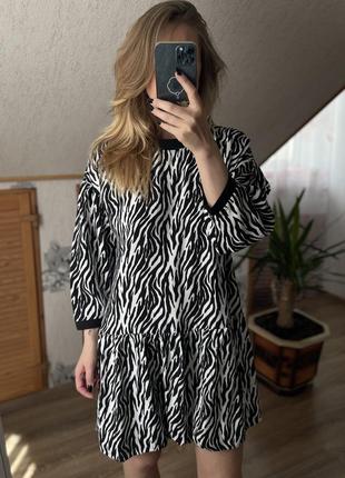 Нова сукня zara