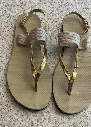 Гумові босоніжки стан нових 40/brend havaianas