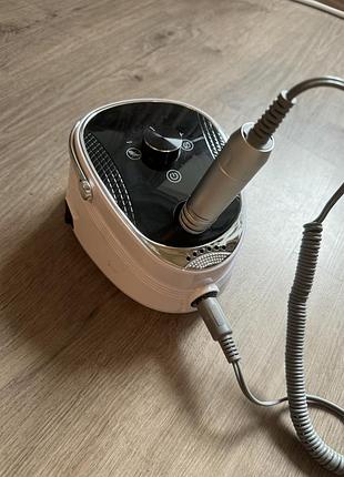 Фрезер на акумуляторі