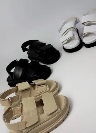 Женские кожаные босоножки ugg