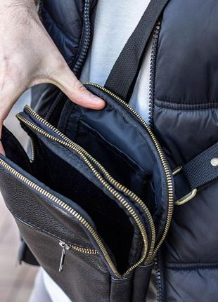 Мужская шикарная качественная и стильная сумка мессенджер из натуральной кожи черная10 фото