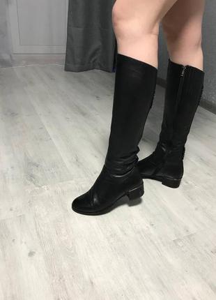 Женские кожаные сапоги