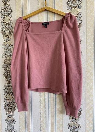 Стильный пудровый свитер, вязаный мирер