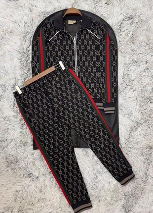 Костюм спортивний чоловічий gucci з принтами