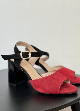 Босоножки4 фото