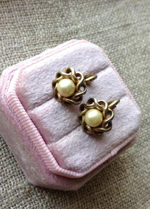 Антикварні сережки-кліпси з клеймом patented