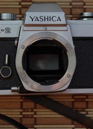 Фотоапарат yashica fx-2 для c/y з ремінцем