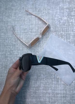 Солнцезащитные очки 🕶️ ціна за 2 шт 🔥