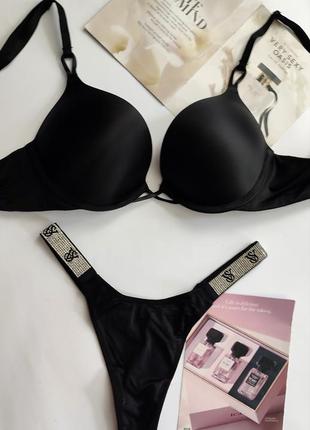 Victoria's secret s xs m 32b 70b комплект белья с двойным пуш ап bombshell со стразами