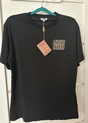Женская футболка от miu miu