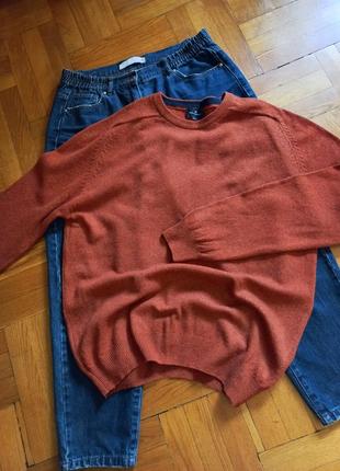 Вовняний светр терракотового кольору