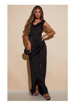 Сукня максі від prettylittlething