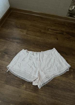 Стильні шовкові шорти для сну вінтажні з мереживом внизу розмір 16