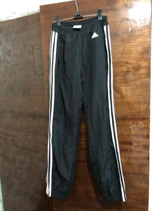 Женские брюки adidas