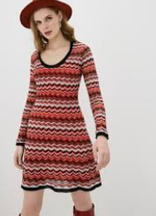 Трикотажна сукня в стилі missoni