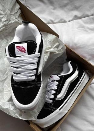 Кроссовки vans
