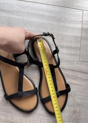 Кожаные босоножки clarks5 фото