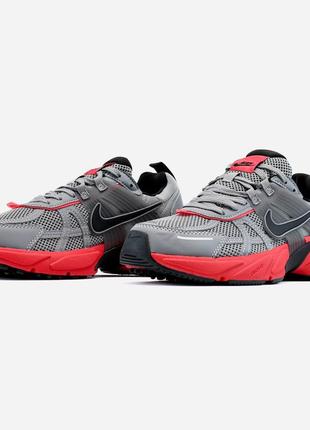 Мужские кроссовки v2k runtekk "red graphite"6 фото