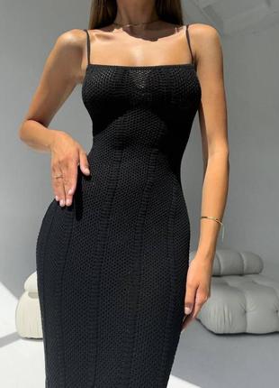 Вязаное платье черная