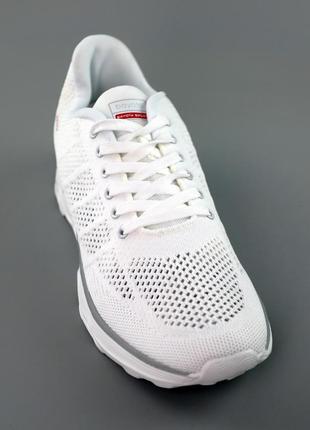 Кросівки чоловічі 588993 білі