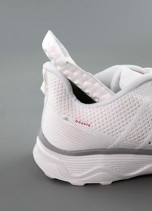 Кросівки чоловічі 588993 білі