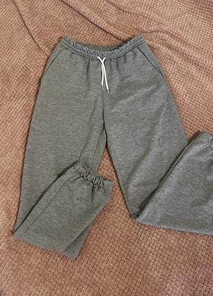 Спортивные штаны женские