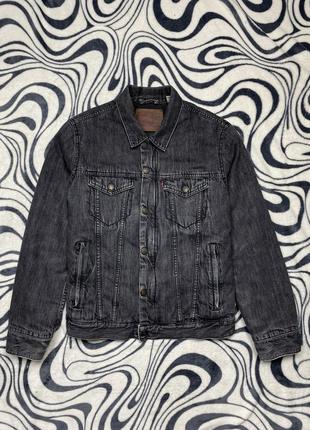 Джинсовая пуховая куртка levis