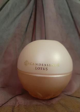 Avon парфумована вода incandessence lotus