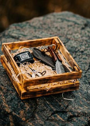 Чоловічий браслет на руку від самого вікінга "runes&v" у скандинавському стилі з рунами