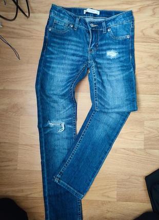 Джинси , levis