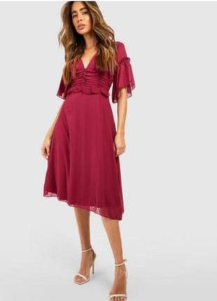 Новое шикарное платье boohoo
