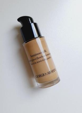 Тональний крем - armani luminous silk # 6
