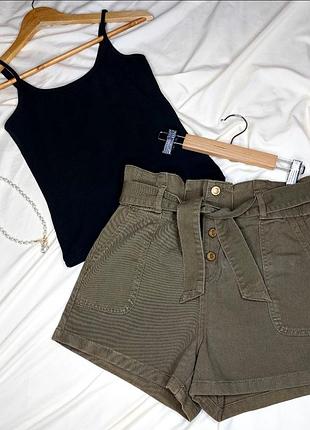 Набор из майки и шорт на размер с