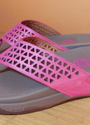 Женские фирменные шлепанцы fitfllop