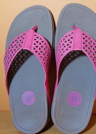 Женские фирменные шлепанцы fitfllop