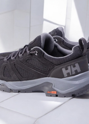 Кроссовки helly hansen switchback trail airflow(оригинал)38-24см и 42-26,5см