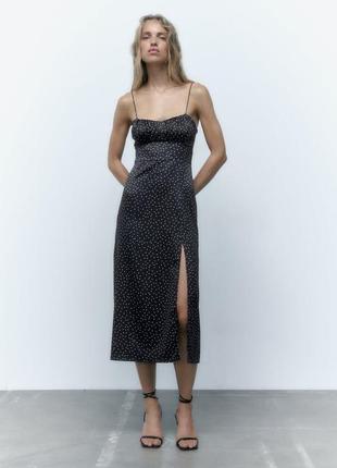 Сукня сатинова міді в горох комбінація zara