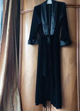 Велюровий халат autograph