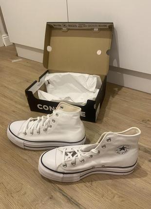 Нові білі конверси 41 розмір white converse